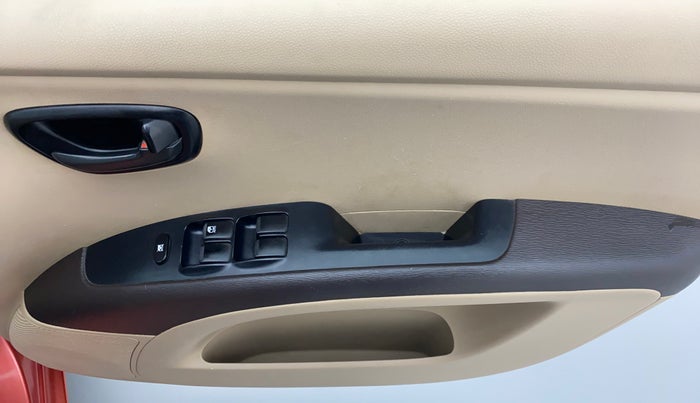 2010 Hyundai i10 MAGNA 1.2, Petrol, Manual, 43,838 km, Driver Side Door Panels Control