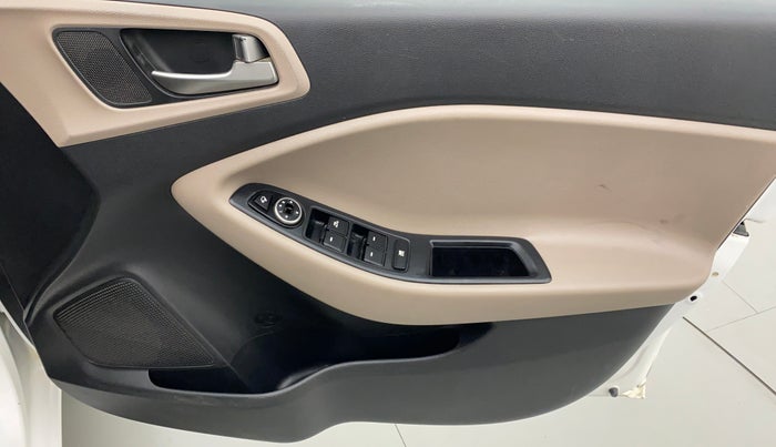 2015 Hyundai Elite i20 ASTA 1.2, Petrol, Manual, 76,748 km, Driver Side Door Panels Control