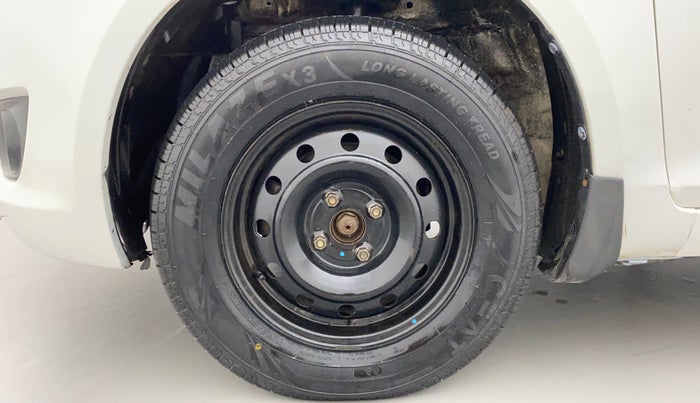 2014 Maruti Swift VDI, Diesel, Manual, 86,749 km, Left Front Wheel