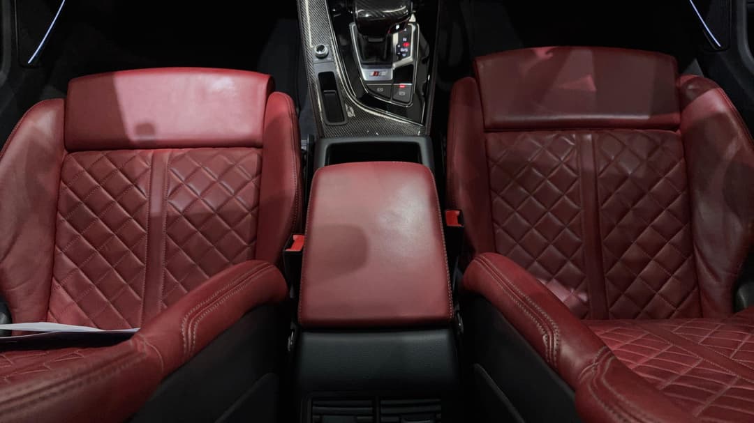 2023 Audi S4 3.0 Tfsi Quattro, Automatic, 31533 km, Center Console
