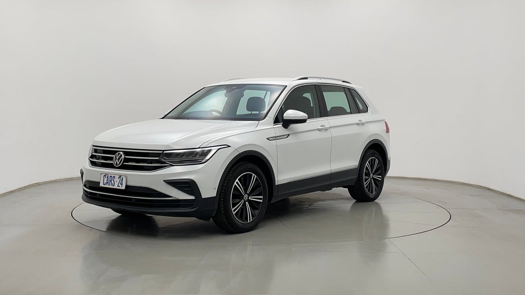 Left Front Diagonal (45- Degree) View