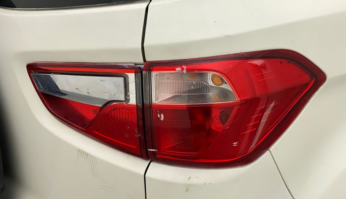 2019 Ford Ecosport 1.5 TITANIUM TI VCT, CNG, Manual, 57,841 km, Right tail light - Minor damage