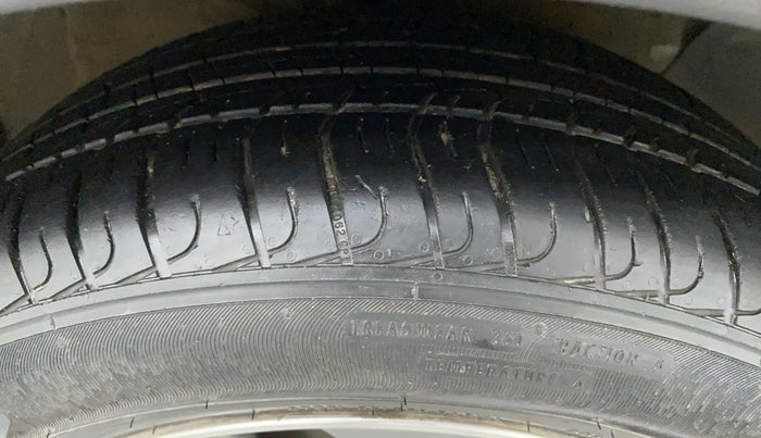 2017 Hyundai Creta 1.6 SX (O) CRDI, Diesel, Manual, 84,906 km, Right Front Tyre Tread