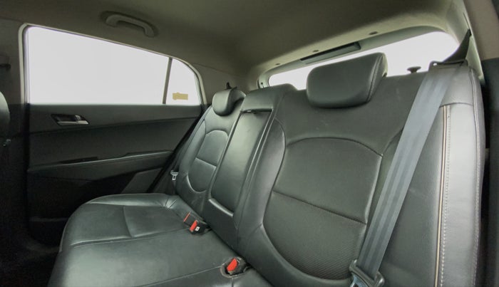 2017 Hyundai Creta 1.6 SX (O) CRDI, Diesel, Manual, 84,906 km, Right Side Rear Door Cabin