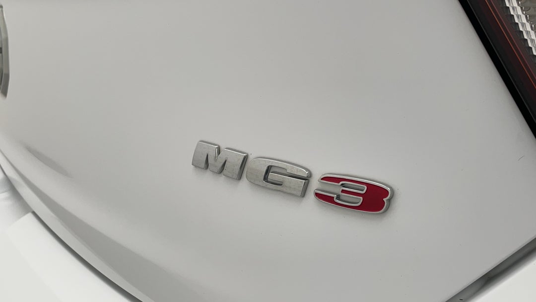 Badge (Boot Right Side)