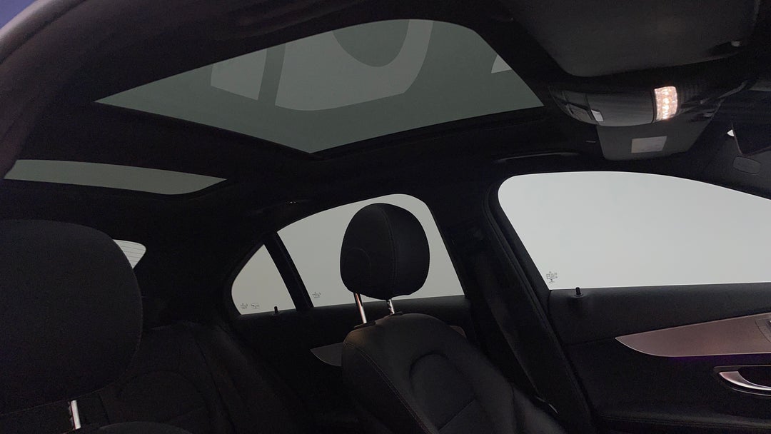 Interior Sunroof/Moonroof