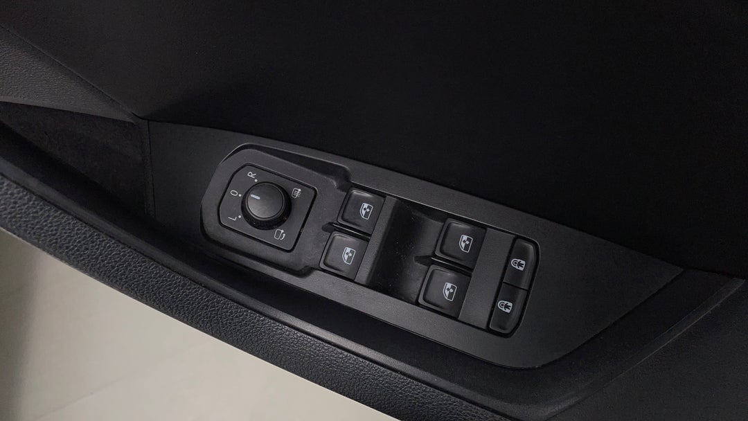 2020 SKODA Kodiaq 132 Tsi (4x4), Automatic, 50975 km, Drivers Side Door Panel Controls