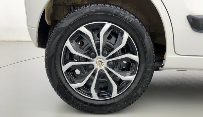 2017 Maruti Wagon R 1.0 VXI, Petrol, Manual, 36,700 km, Right Rear Wheel
