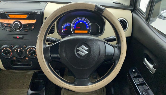 2017 Maruti Wagon R 1.0 VXI, Petrol, Manual, 36,700 km, Steering Wheel Close Up