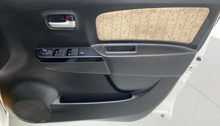 2017 Maruti Wagon R 1.0 VXI, Petrol, Manual, 36,700 km, Driver Side Door Panels Control