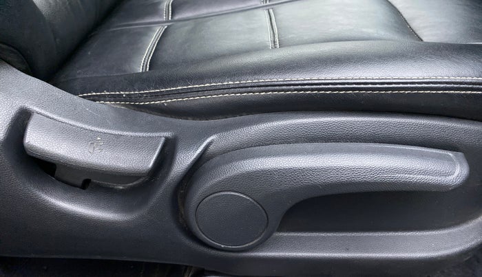 2020 Hyundai Elite i20 1.2 SPORTS PLUS VTVT, Petrol, Manual, 15,102 km, Driver Side Adjustment Panel