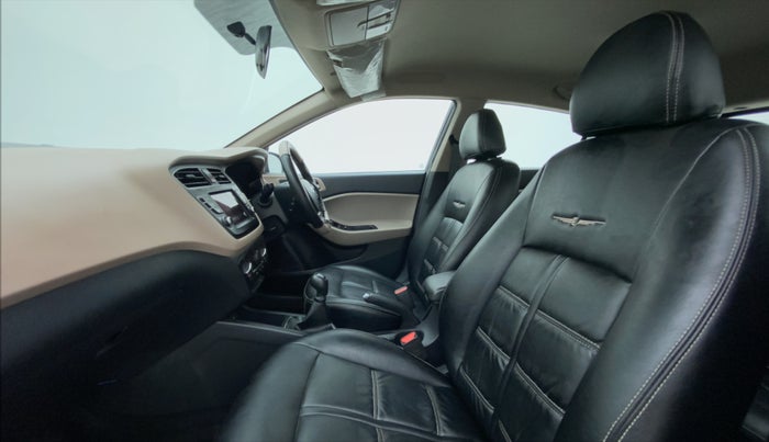 2020 Hyundai Elite i20 1.2 SPORTS PLUS VTVT, Petrol, Manual, 15,102 km, Right Side Front Door Cabin