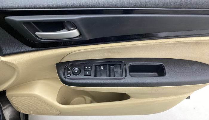 2019 Honda Amaze 1.2 SMT I VTEC, Petrol, Manual, 34,715 km, Driver Side Door Panels Control