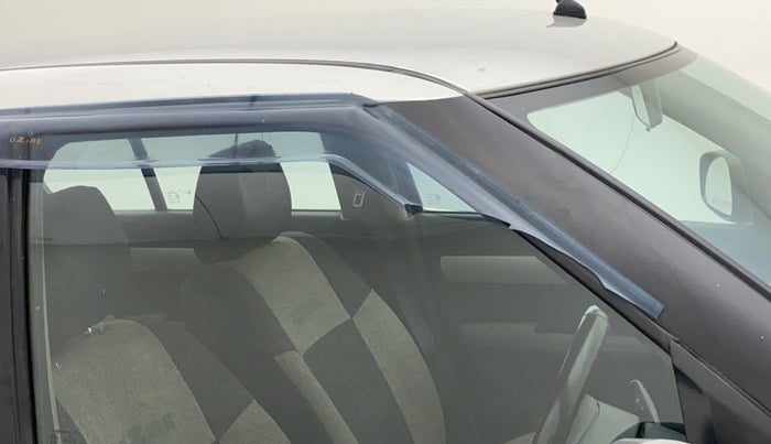 2010 Maruti Swift Dzire VXI, Petrol, Manual, 56,176 km, Driver-side door - Door visor damaged