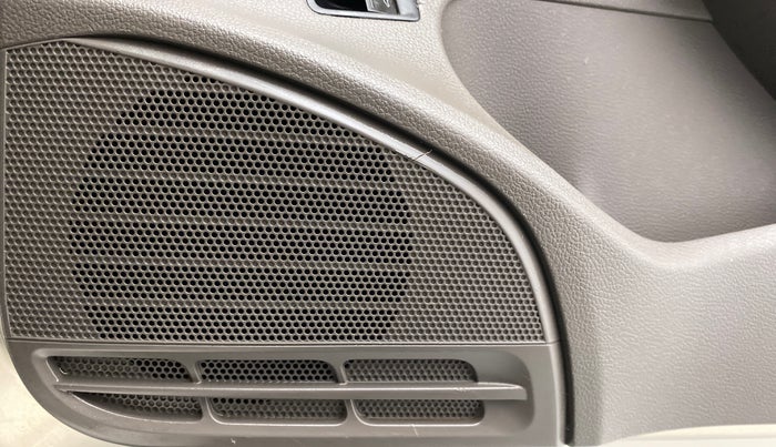 2014 Volkswagen Vento HIGHLINE DIESEL, Diesel, Manual, 95,871 km, Speaker