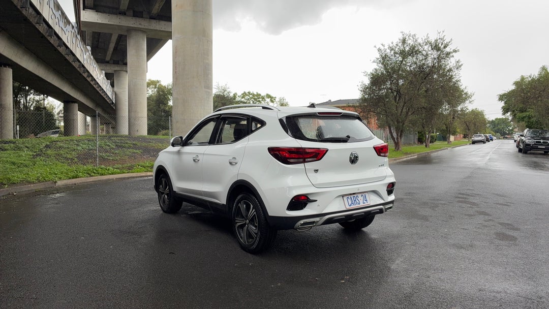 Left Back Diagonal (45- Degree) View