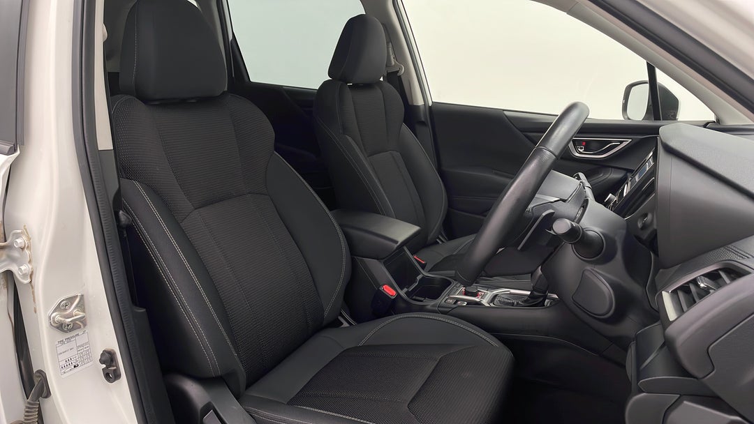2020 Subaru Forester 2.5i (awd), Automatic, 63583 km, Right Side Front Door Cabin View