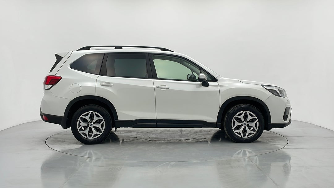 2020 Subaru Forester 2.5i (awd), Automatic, 63583 km, Right Side View