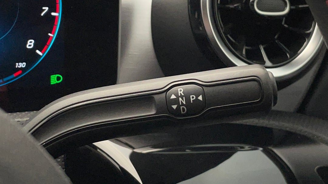 2019 Mercedes-benz A180 A180, Automatic, 56946 km, Gear Lever 