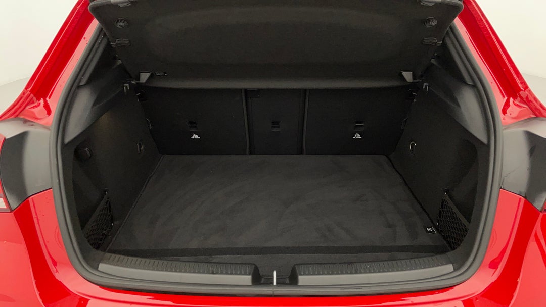 2019 Mercedes-benz A180 A180, Automatic, 56946 km, Boot Inside View