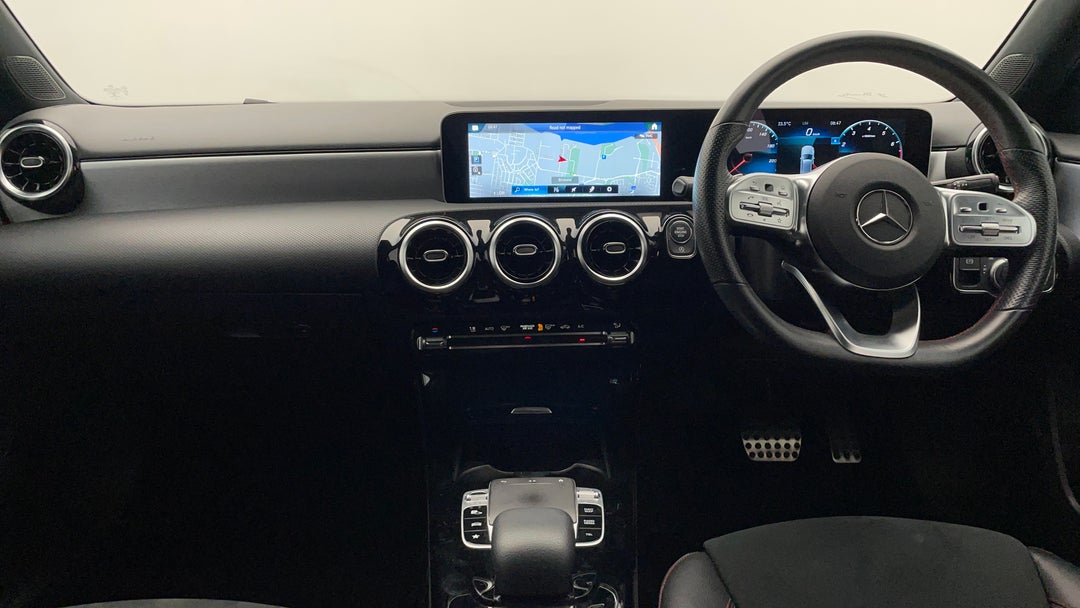 2019 Mercedes-benz A180 A180, Automatic, 56946 km, Dashboard View