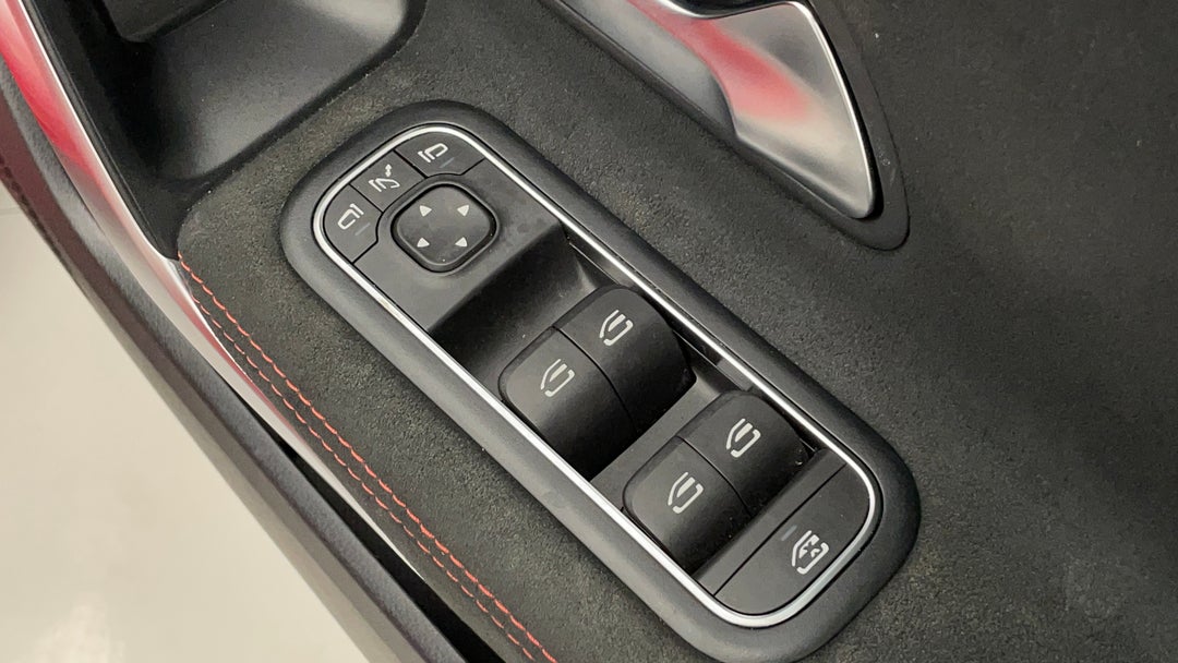 2019 Mercedes-benz A180 A180, Automatic, 56946 km, Drivers Side Door Panel Controls