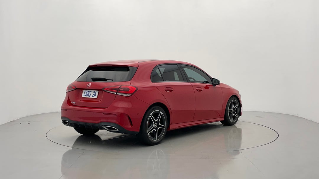 2019 Mercedes-benz A180 A180, Automatic, 56946 km, Right Back Diagonal (45- Degree) View
