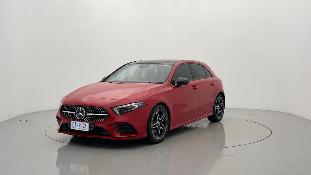 2019 Mercedes-benz A180 A180, Automatic, 56946 km, Left Front Diagonal (45- Degree) View