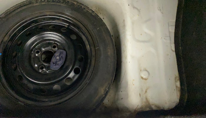 2019 Maruti New Wagon-R VXI 1.0, Petrol, Manual, 64,996 km, Boot floor - Slight discoloration