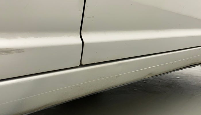 2011 Maruti Swift Dzire LXI, Petrol, Manual, 98,652 km, Right running board - Slightly dented
