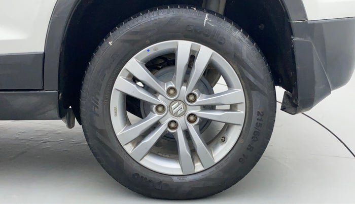 2016 Maruti Vitara Brezza ZDI PLUS, Diesel, Manual, 49,449 km, Left Rear Wheel