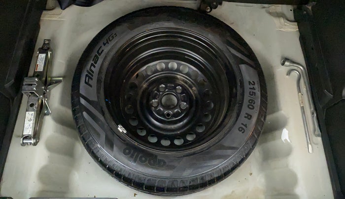 2016 Maruti Vitara Brezza ZDI PLUS, Diesel, Manual, 49,449 km, Spare Tyre
