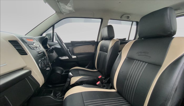 2015 Maruti Wagon R 1.0 VXI, Petrol, Manual, 32,741 km, Right Side Front Door Cabin View