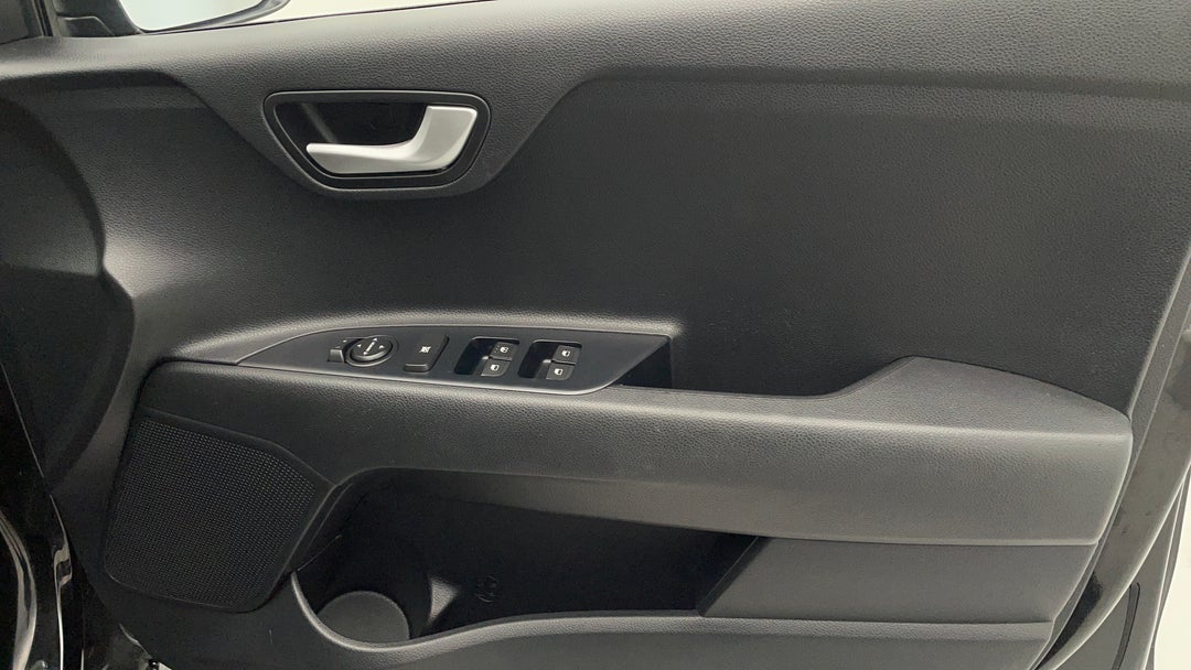 2017 Kia Rio S, Automatic, 100870 km, Speaker View