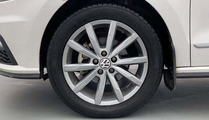 2021 Volkswagen Vento HIGHLINE PLUS 1.0 TSI AT, Petrol, Automatic, 14,335 km, Left Front Wheel