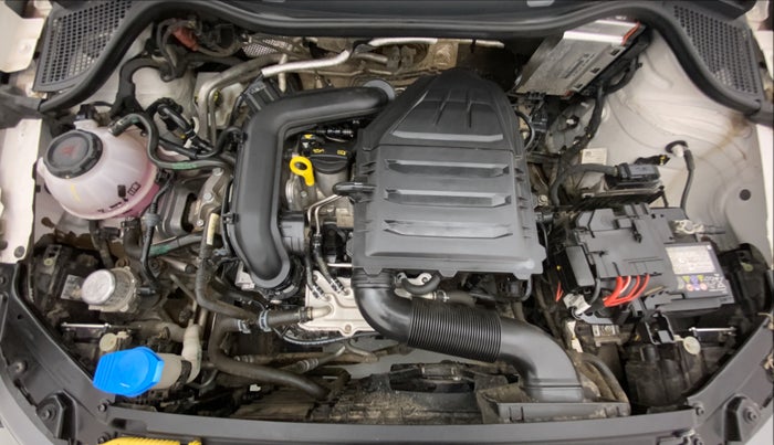 2021 Volkswagen Vento HIGHLINE PLUS 1.0 TSI AT, Petrol, Automatic, 14,335 km, Open Bonet