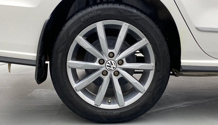 2021 Volkswagen Vento HIGHLINE PLUS 1.0 TSI AT, Petrol, Automatic, 14,335 km, Right Rear Wheel