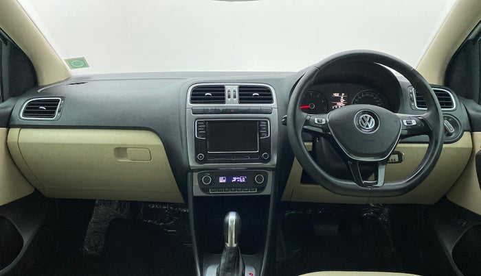 2021 Volkswagen Vento HIGHLINE PLUS 1.0 TSI AT, Petrol, Automatic, 14,335 km, Dashboard