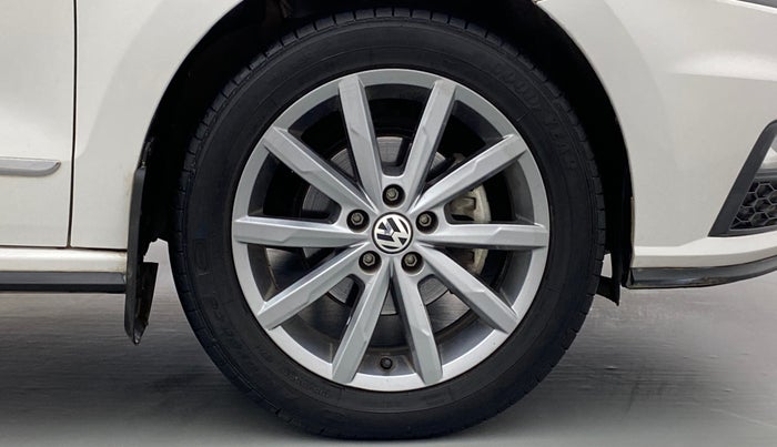 2021 Volkswagen Vento HIGHLINE PLUS 1.0 TSI AT, Petrol, Automatic, 14,335 km, Right Front Wheel