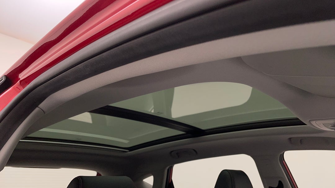 Interior Sunroof/Moonroof