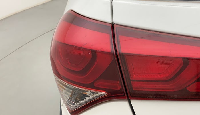 2017 Hyundai i20 Active 1.2 SX DUAL TONE, Petrol, Manual, 52,666 km, Left tail light - Minor damage