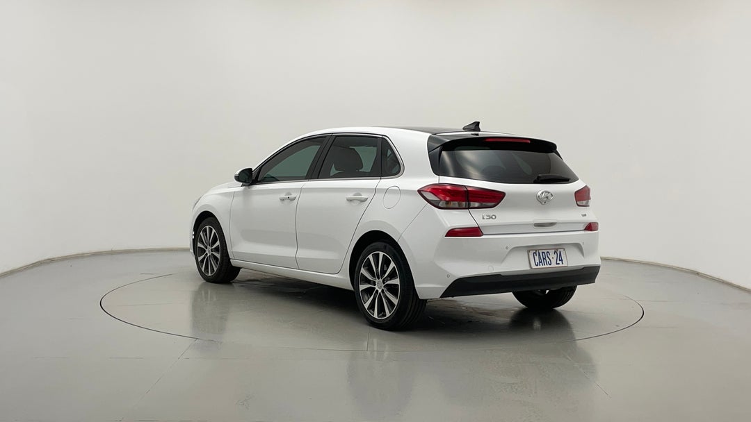 Left Back Diagonal (45- Degree) View