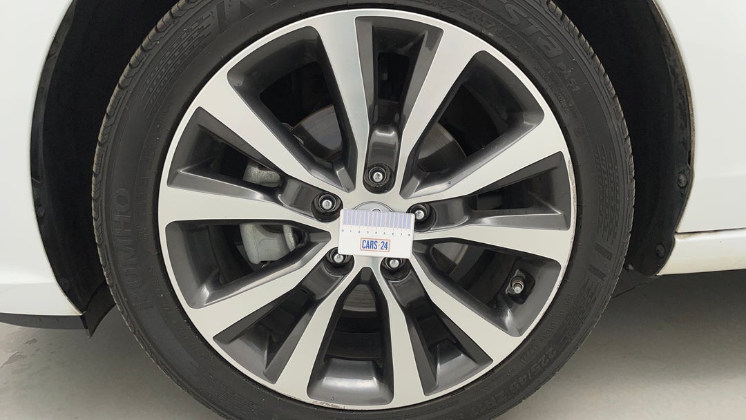 Wheels Rim Front LHS Gutter Rash