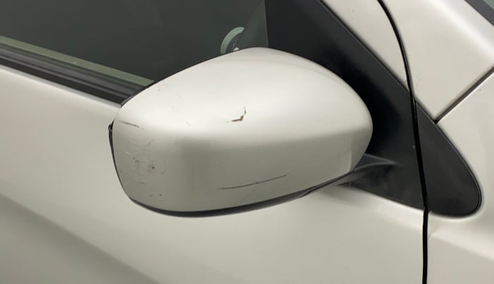 2016 Maruti Celerio VXI, Petrol, Manual, 76,510 km, Right rear-view mirror - Cover has minor damage