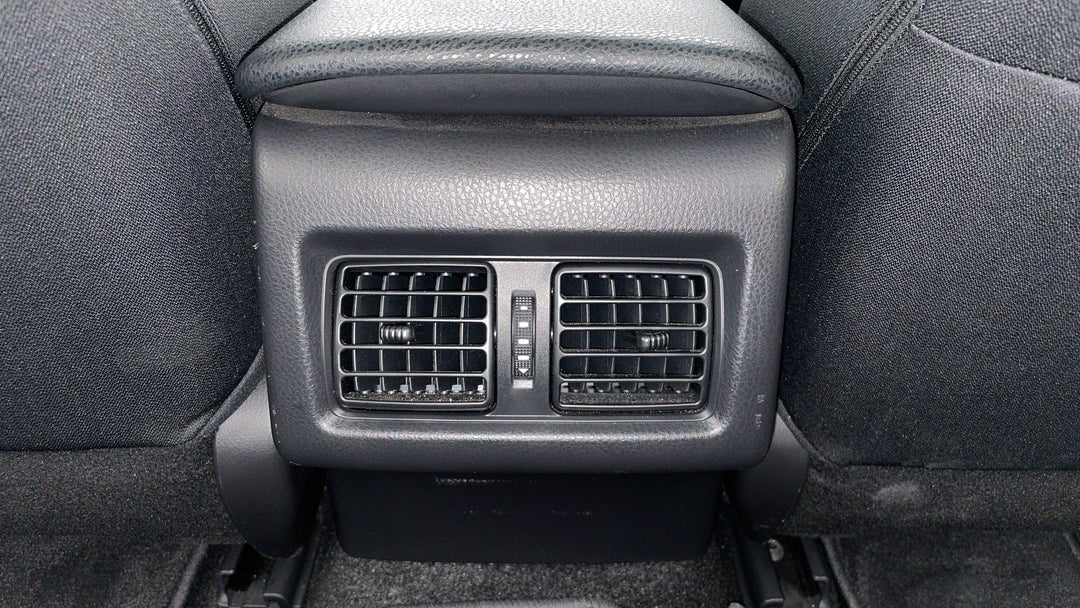 Rear A/C Vent