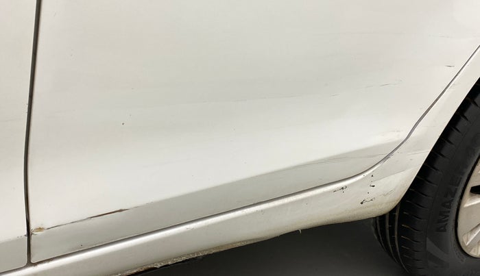 2013 Maruti Swift VXI, Petrol, Manual, 81,851 km, Rear left door - Minor scratches