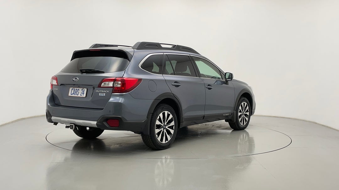 Right Back Diagonal (45- Degree) View