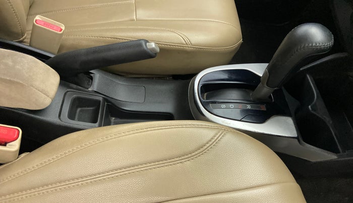 2019 Honda Jazz 1.2L I-VTEC VX CVT, Petrol, Automatic, 71,855 km, Gear Lever