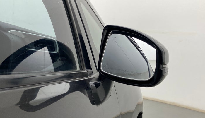 2019 Honda Jazz 1.2L I-VTEC VX CVT, Petrol, Automatic, 71,855 km, Right rear-view mirror - Minor folding noise