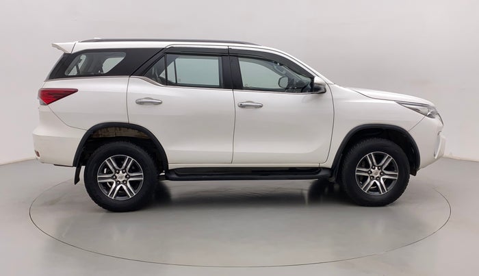 2019 Toyota Fortuner 2.7 4X2 AT, Petrol, Automatic, 46,567 km, Right Side View